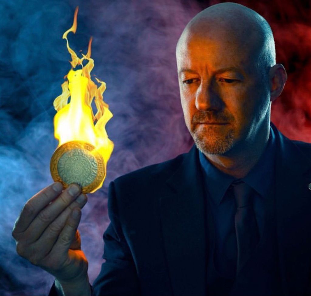 Hire a Magician in London and Across the UK