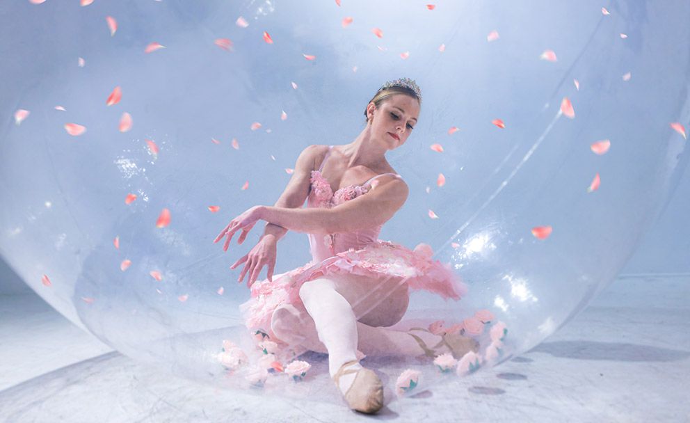 Hire Bubble Show in London and the UK for your event